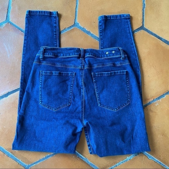 Cabi Curvy Skinny Jeans 3041 Dark Wash Denim - Picture 6 of 9